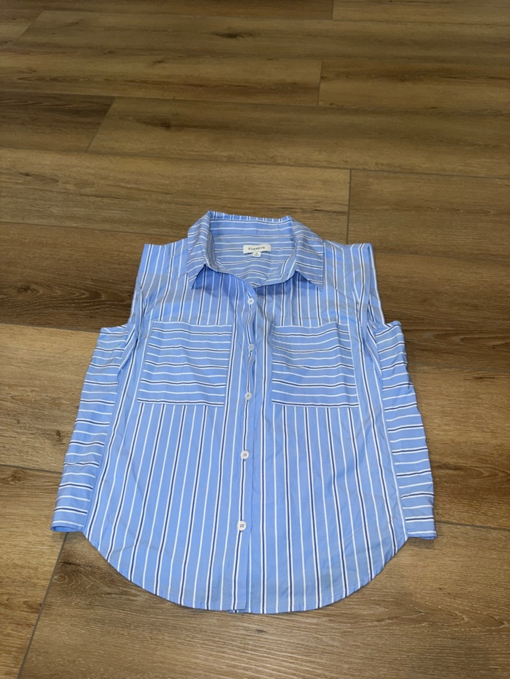 Evereve Blue and White Striped Sleeveless button down Shirt